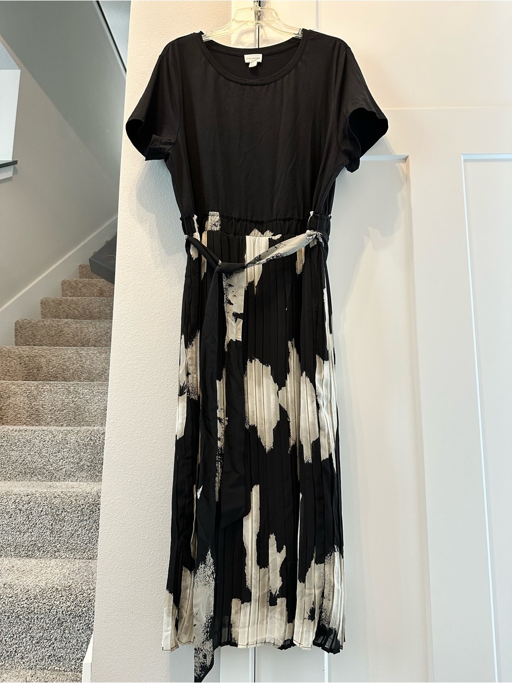 For Cynthia Black & Tan Pleated Midi Dress with Tie Waist 2X